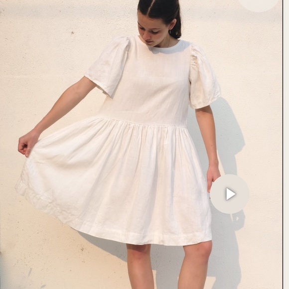 Shelter’s mini Agnes dress in white. 100% linen. Size small. - Picture 1 of 8